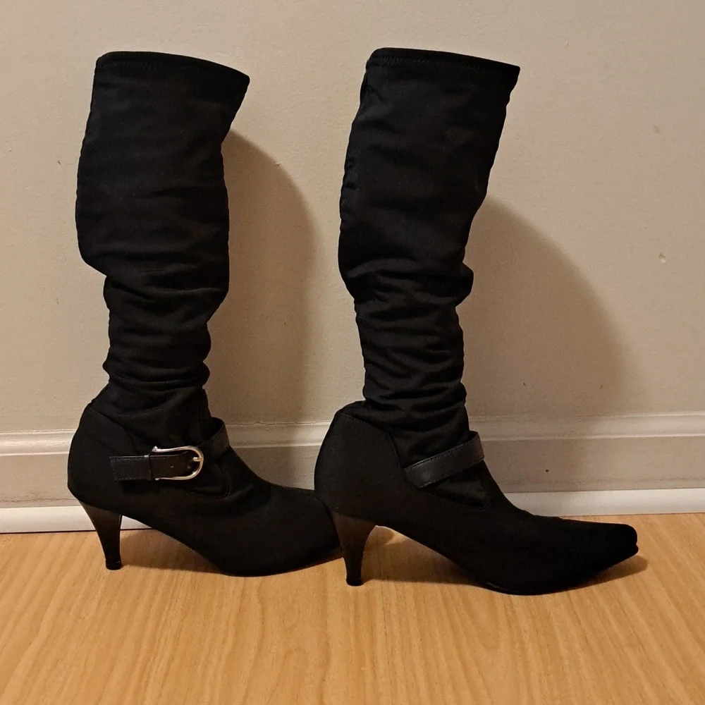 Navy blue boots - Picture 3 of 8